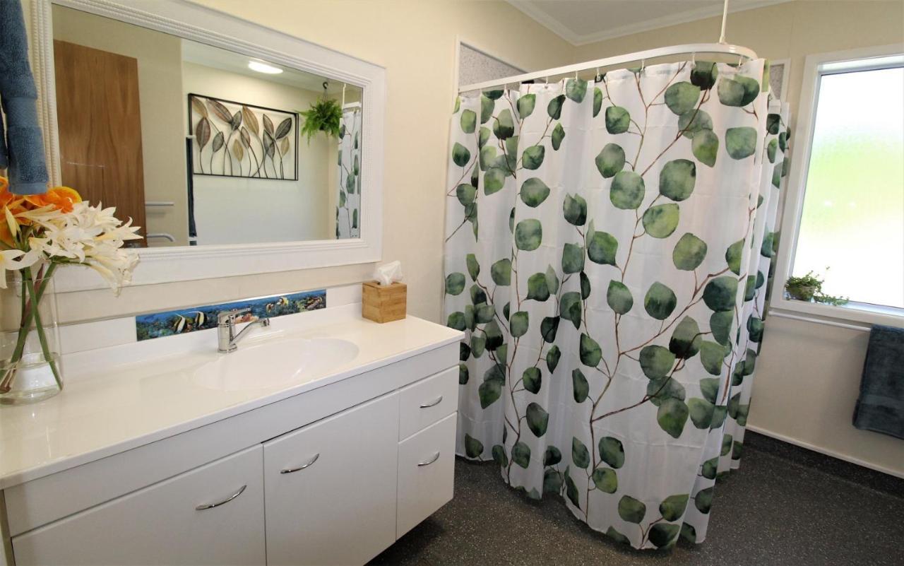 Labyrinth Gardens Guest House Takaka Εξωτερικό φωτογραφία